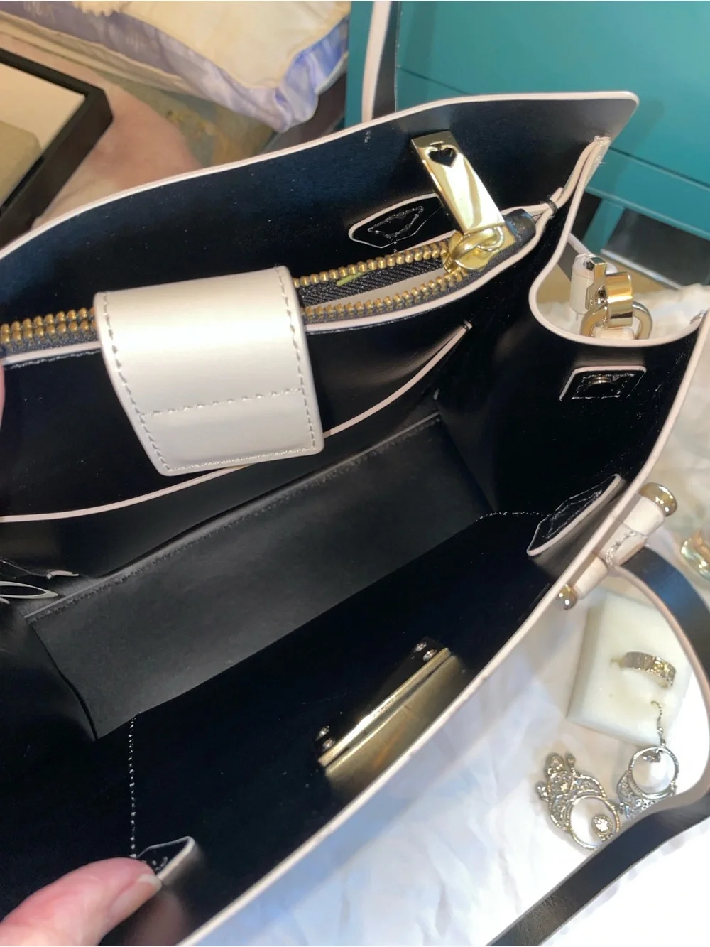 Kate Spade ♠️ New York Cream Arbor Hill Elodie Shoulder Bag